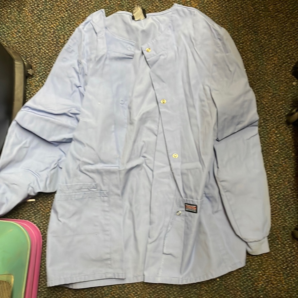 Healthcare clothing 6 SETS!